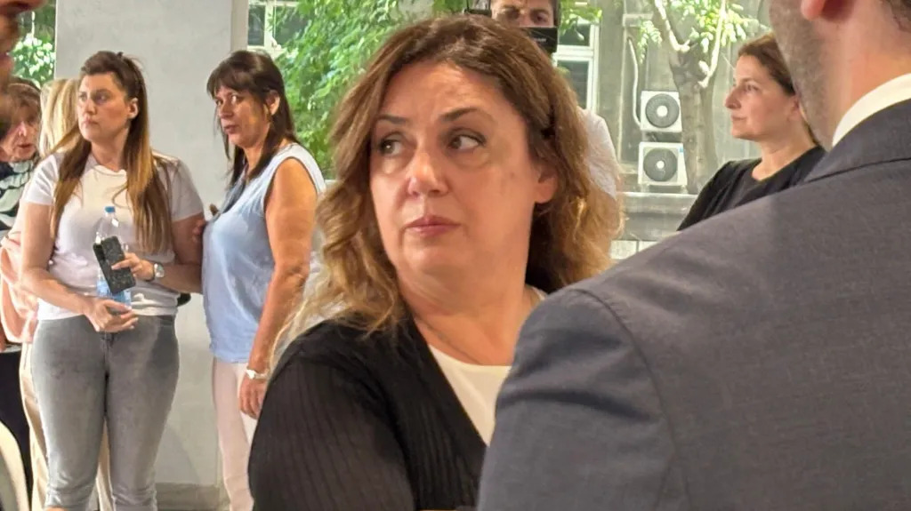Сургууль дээрээ хүн амины хэрэг үйлдсэн хүүгийн эцэг эхэд хорих ял оноов