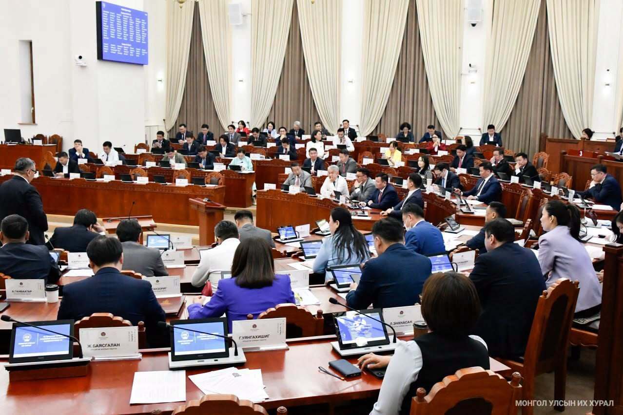 Нийгмийн даатгалын багц хуульд нэмэлт, өөрчлөлт оруулах тухай хууль батлагдлаа