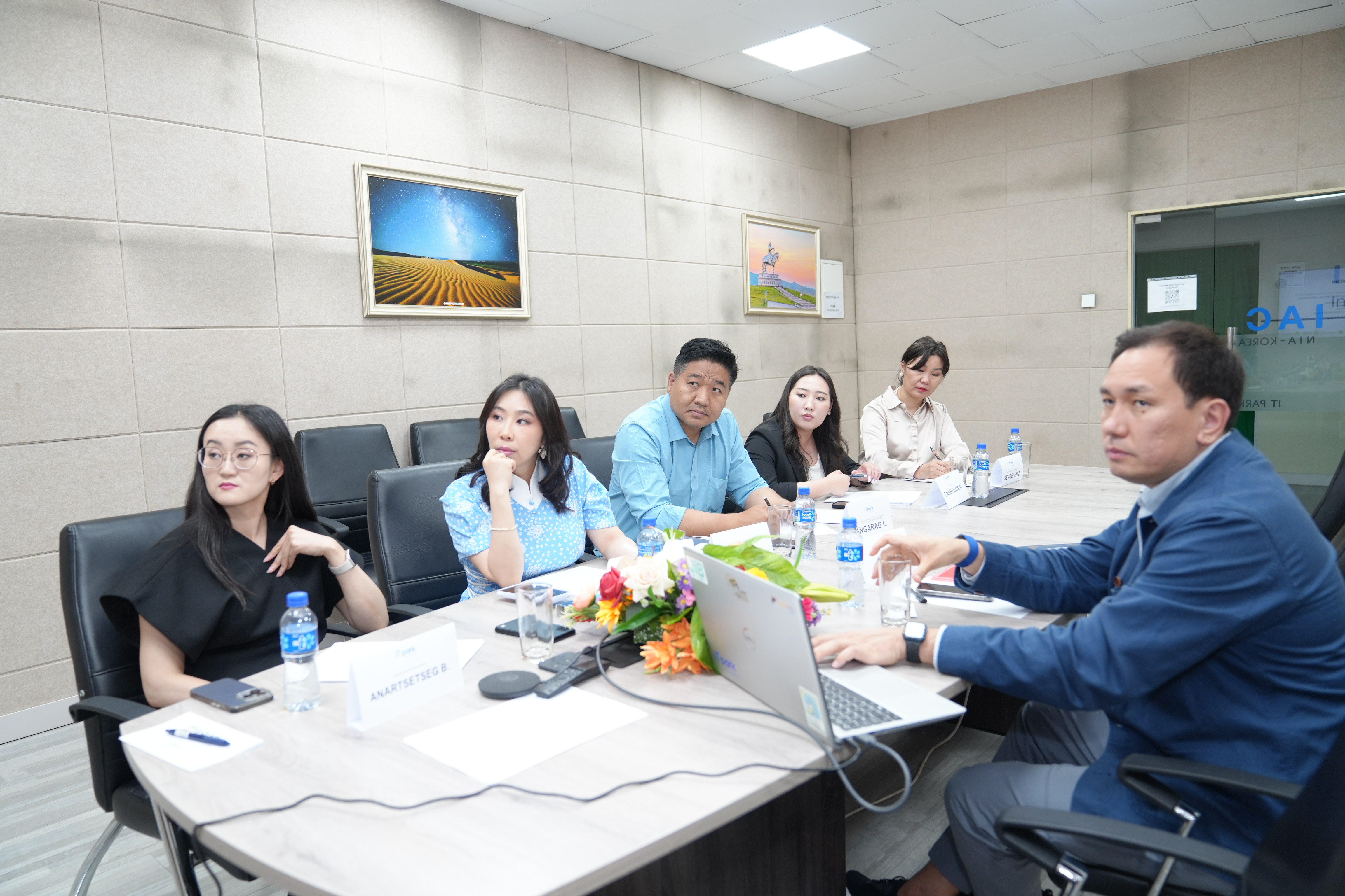 “Silkroad innovation hub” болон Мэдээллийн технологийн үндэсний парк хамтын ажиллагааны уулзалт хийжээ