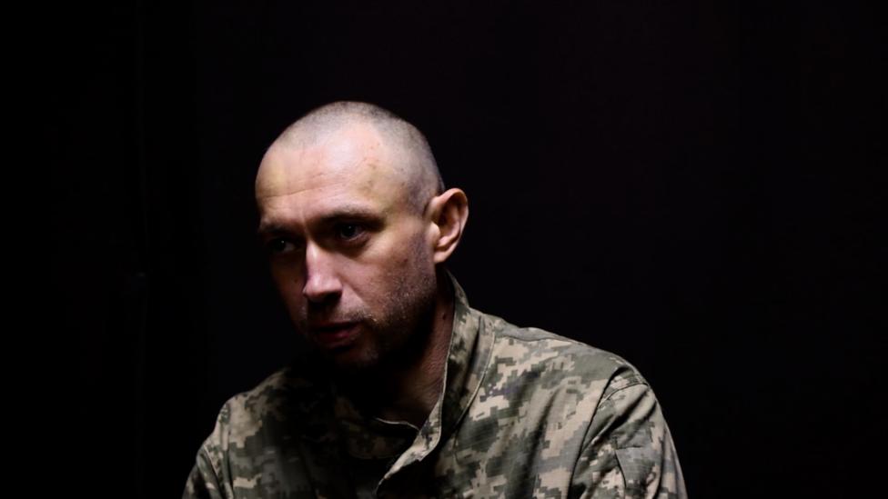 Украины хөлбөмбөгчин асан Егор Азбукин Оросын талд олзлогджээ