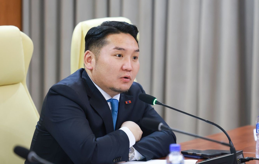 🔴З.Төмөртөмөө: УДЭТ-ын үе үеийн удирдлагууд театрын эзэмшлийн талбайгаа зарж идсэн