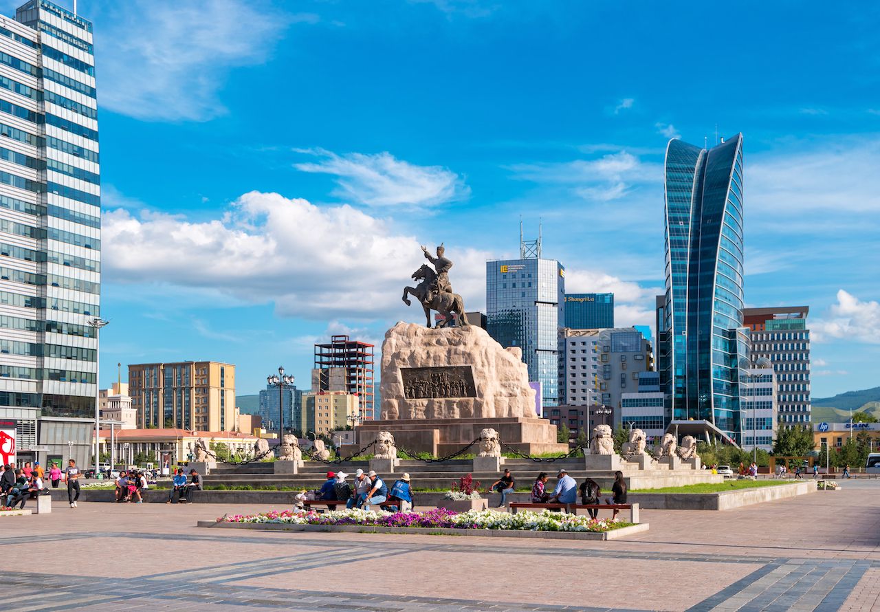 Улаанбаатар хотод үүл багасана, бороо орохгүй