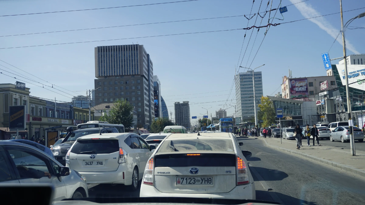 Улсын дугаарын тэгш, сондгойгоор ангилан хөдөлгөөнд оролцуулах зохицуулалт 07:00-21:00 цагийн хооронд хэрэгжинэ
