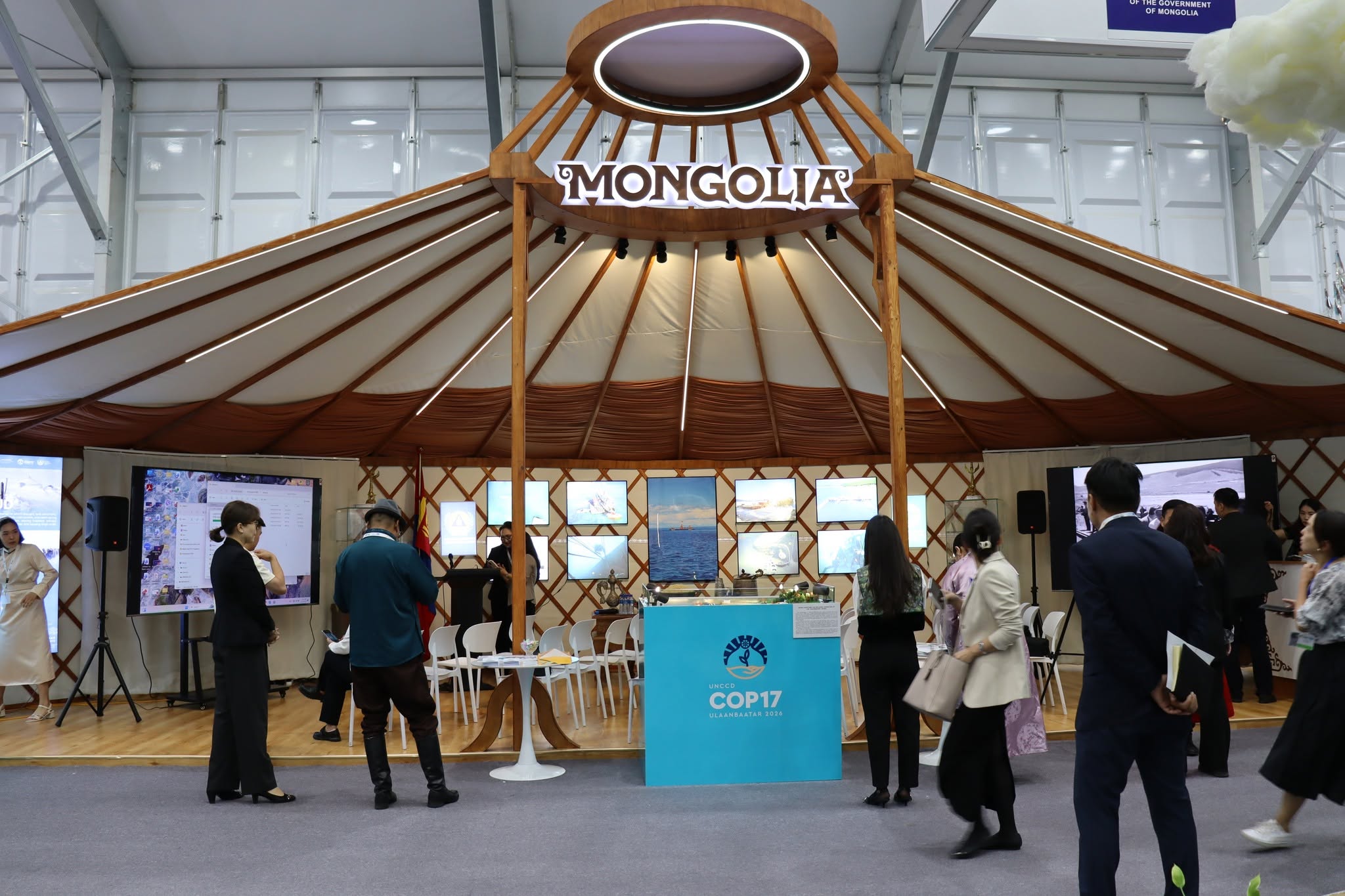 Монгол Улс ундны усанд нийт 90 шахам үзүүлэлтээр шинжилгээ хийж байна