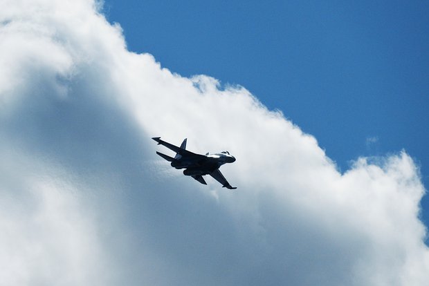 ОХУ-ын Су-35С сөнөөгч онгоцууд хоорондоо мөргөлджээ
