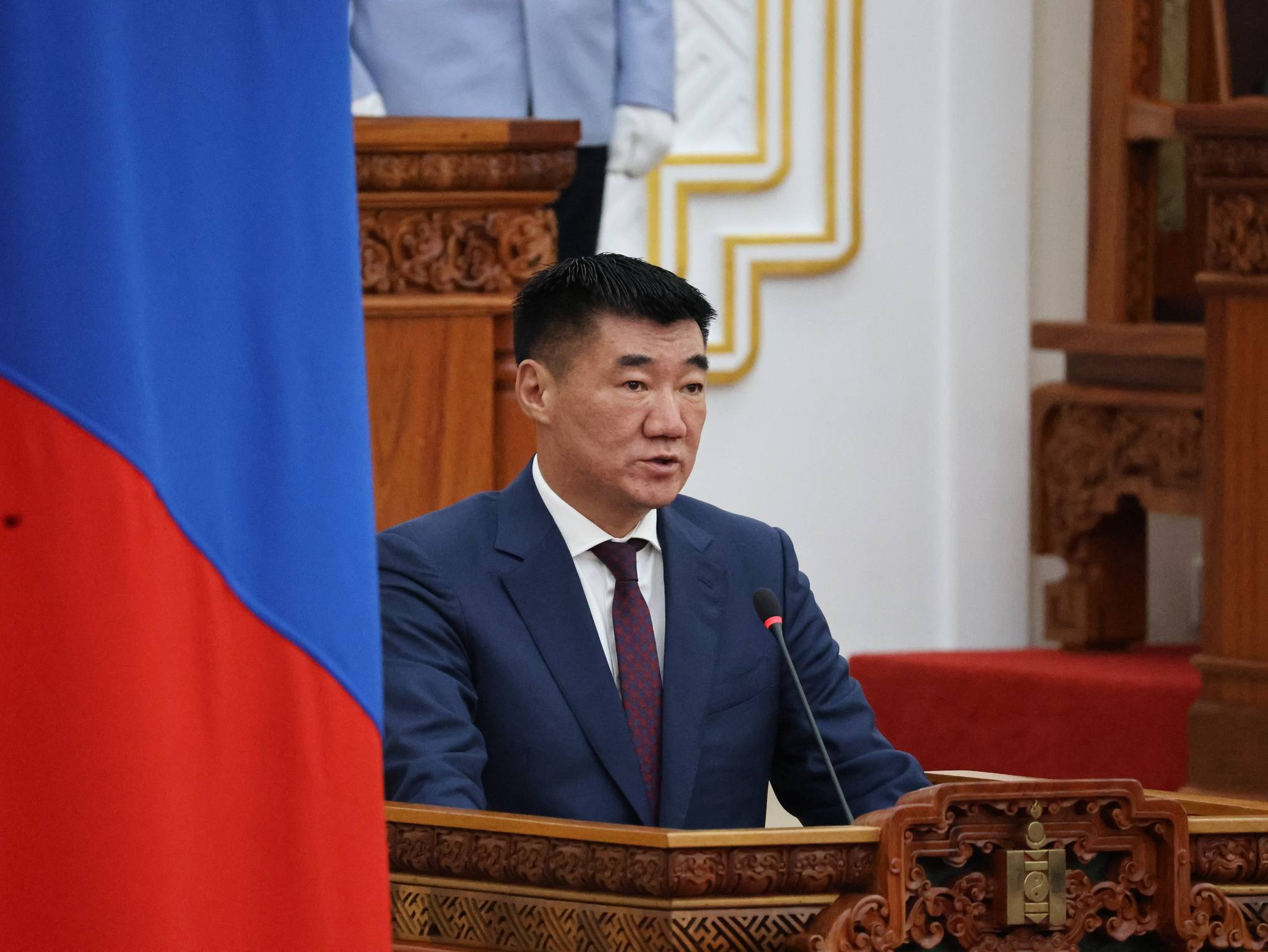 Байнгын ажиллагаатай парламент байгуулагдсан өдрийг тохиолдуулан УИХ-ын дарга С.Бямбацогт мэндчилгээ дэвшүүлэв