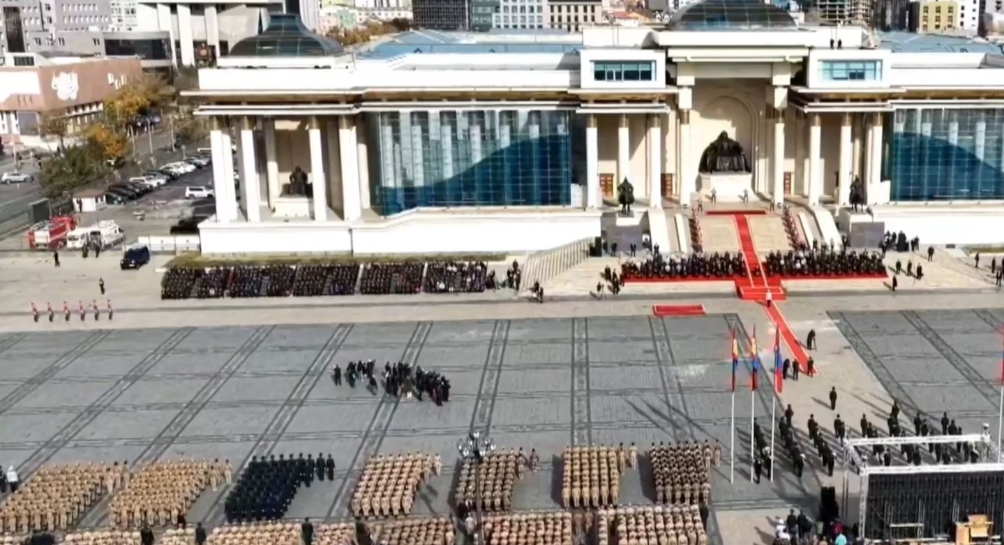 🔴Үндэсний батлан хамгаалахын их сургуулийн 105 жилийн ойн цэргийн ёслол хүндэтгэлийн ажиллагаа