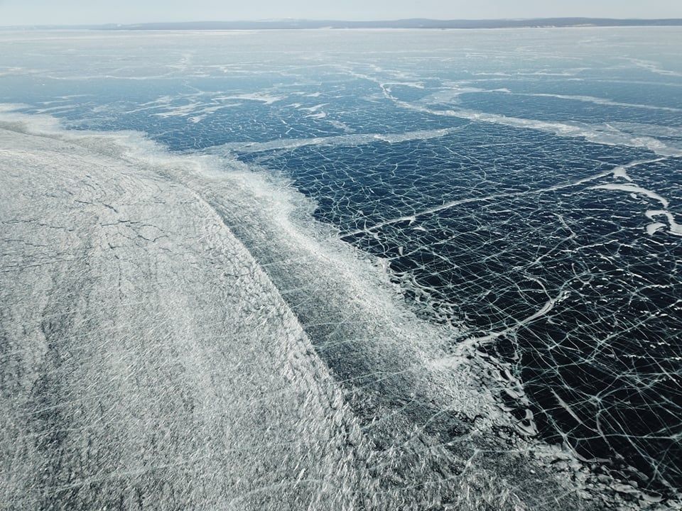 Хэрлэн голын мөс цөмөрч, голын салаанд боогдсон хүүхдүүдийг аварч, ар гэрт нь хүлээлгэн өгчээ