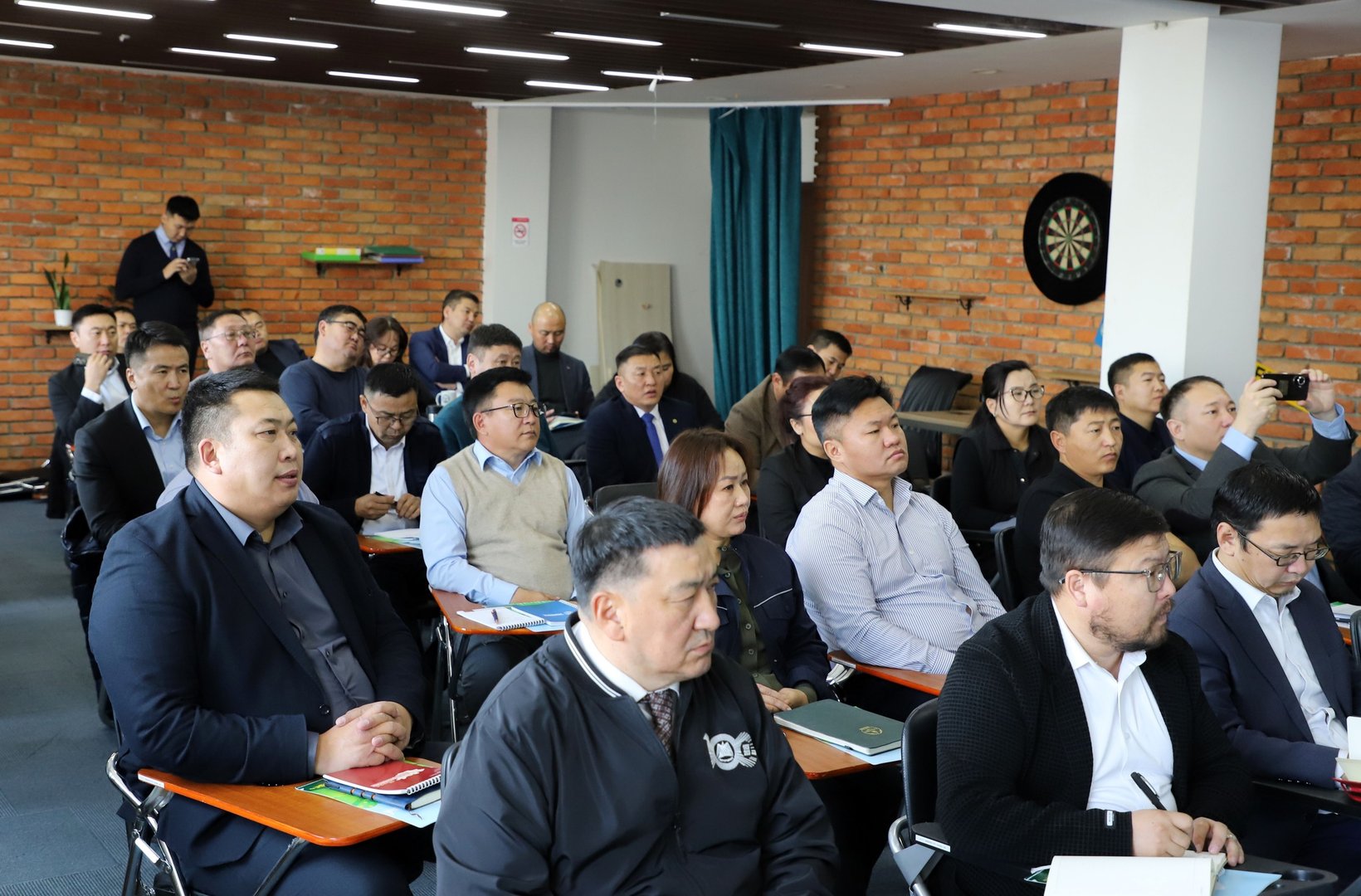 588761090 1264524972382912 192930158271982673 N