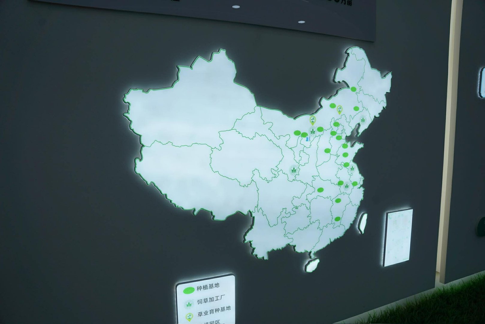 591734191 2035553053945544 2255123787109847442 N