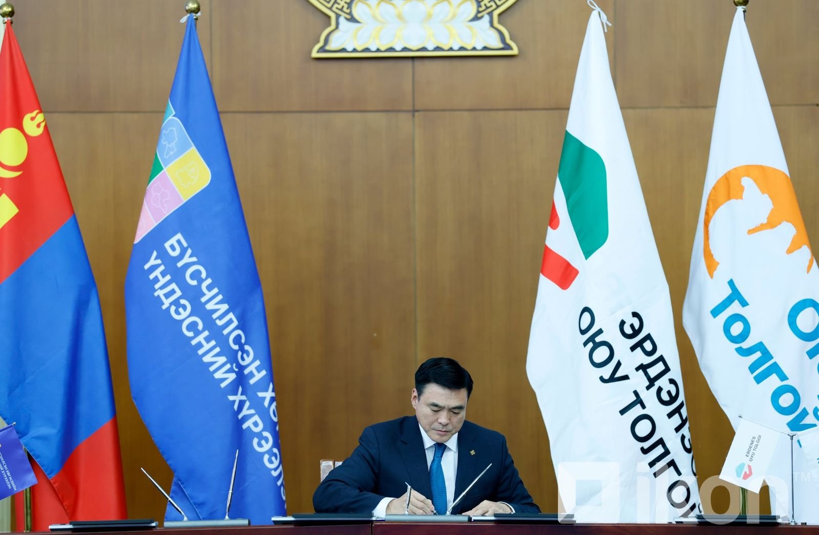 540960755 1298433671793969 8461043983132470529 N