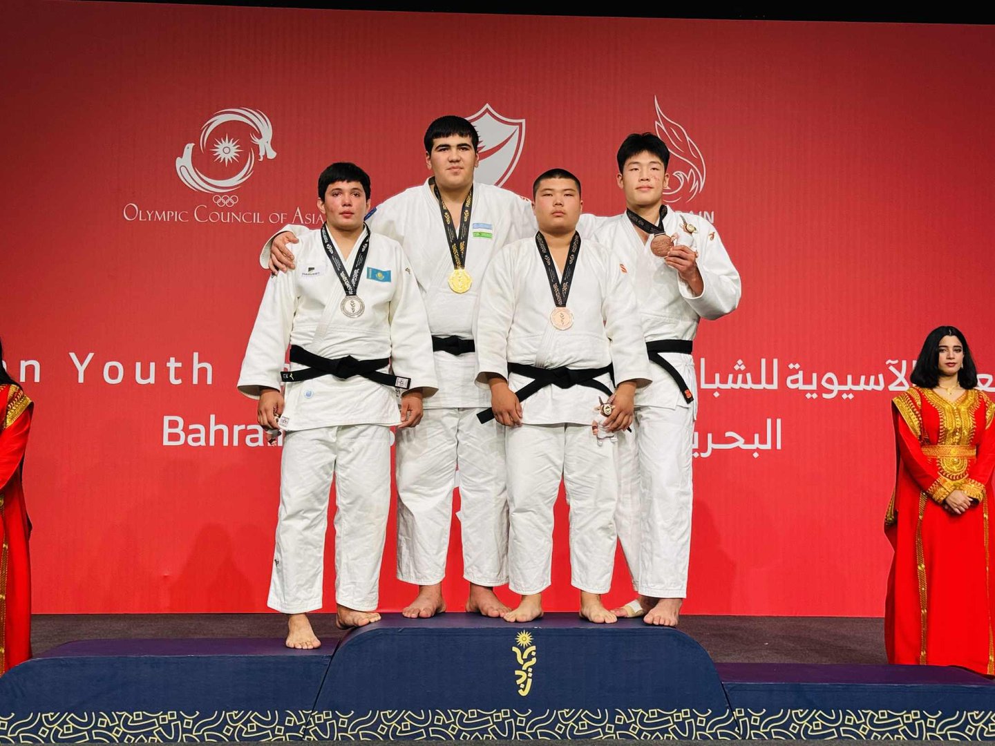 С.Мөнх-эрдэнэ хүрэл медаль хүртлээ