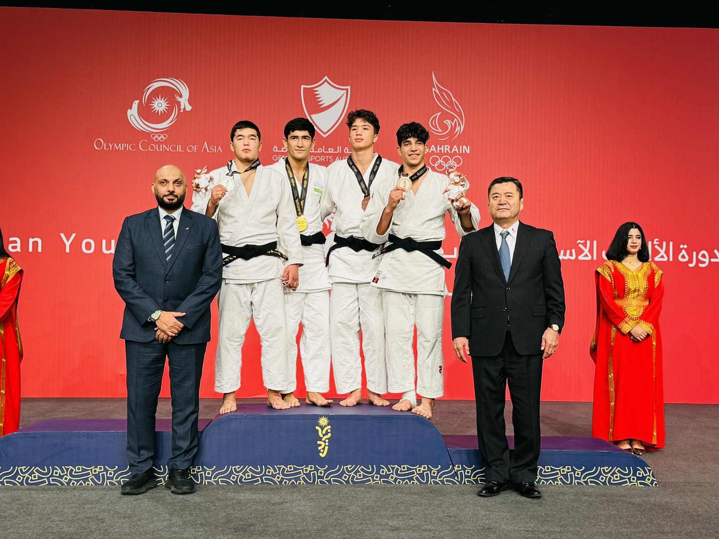 Б.Тэмүүлэн хүрэл медаль хүртлээ