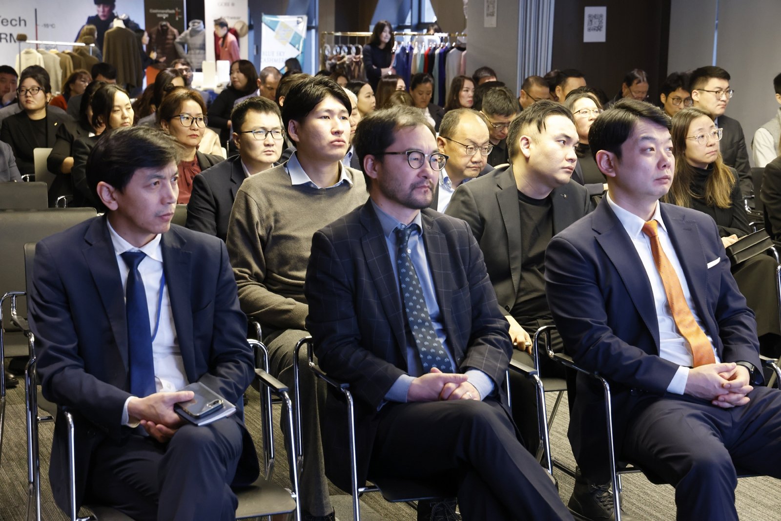 07bf8f05533b487ea8dd33ea60e10b43