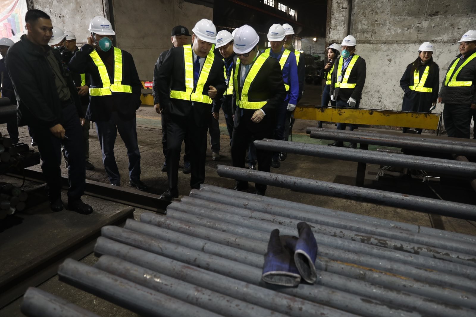 f8566729ebbb4cf189678fe5c25074dd