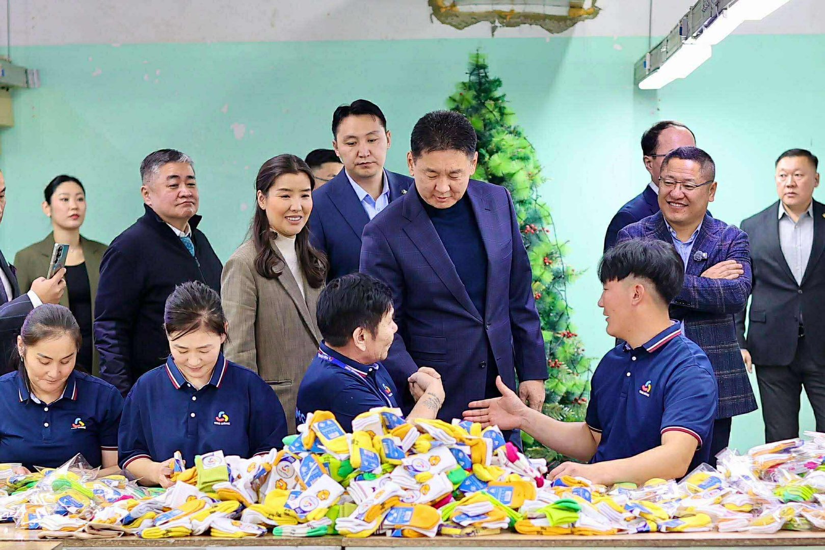 0cefdd5d7f1246d39ffc39d16832ef3a