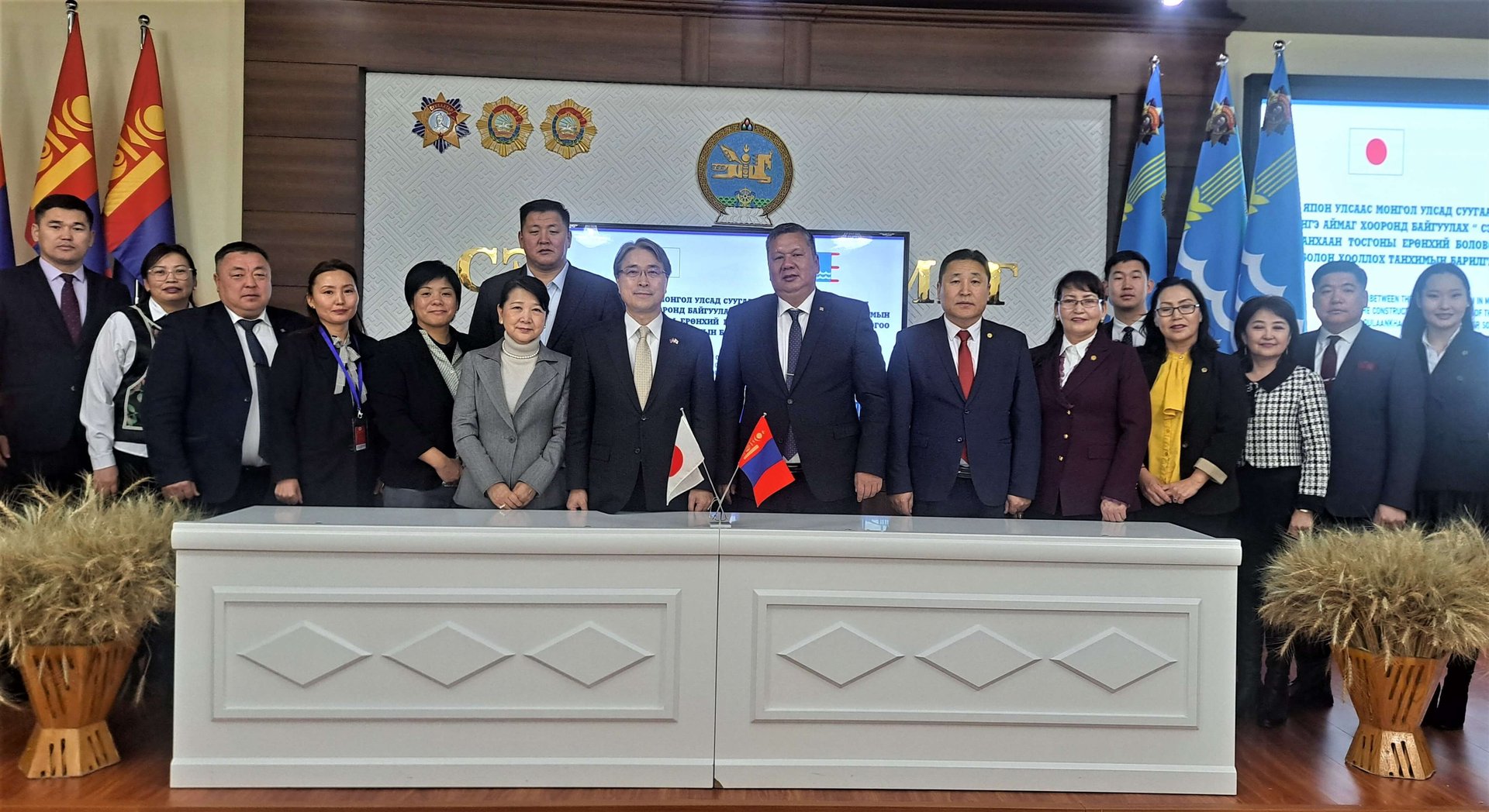 2dc936c866a544d8a5be0917b5c8d496