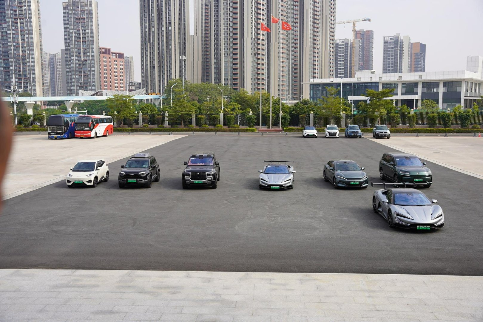 4f73239ac82640f0b18aff38286a614e