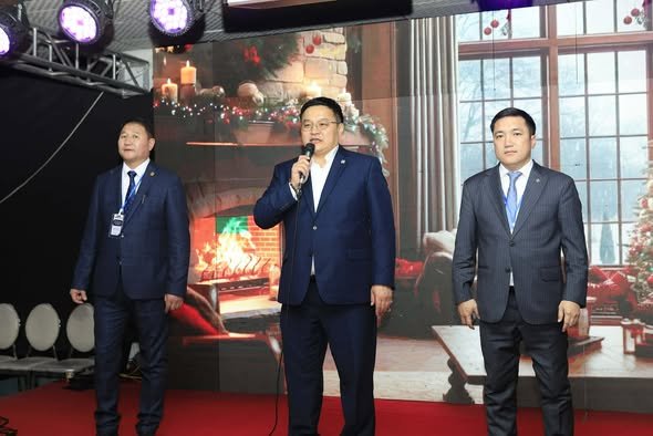 ceee7e8dda704487ad237fe21a819953