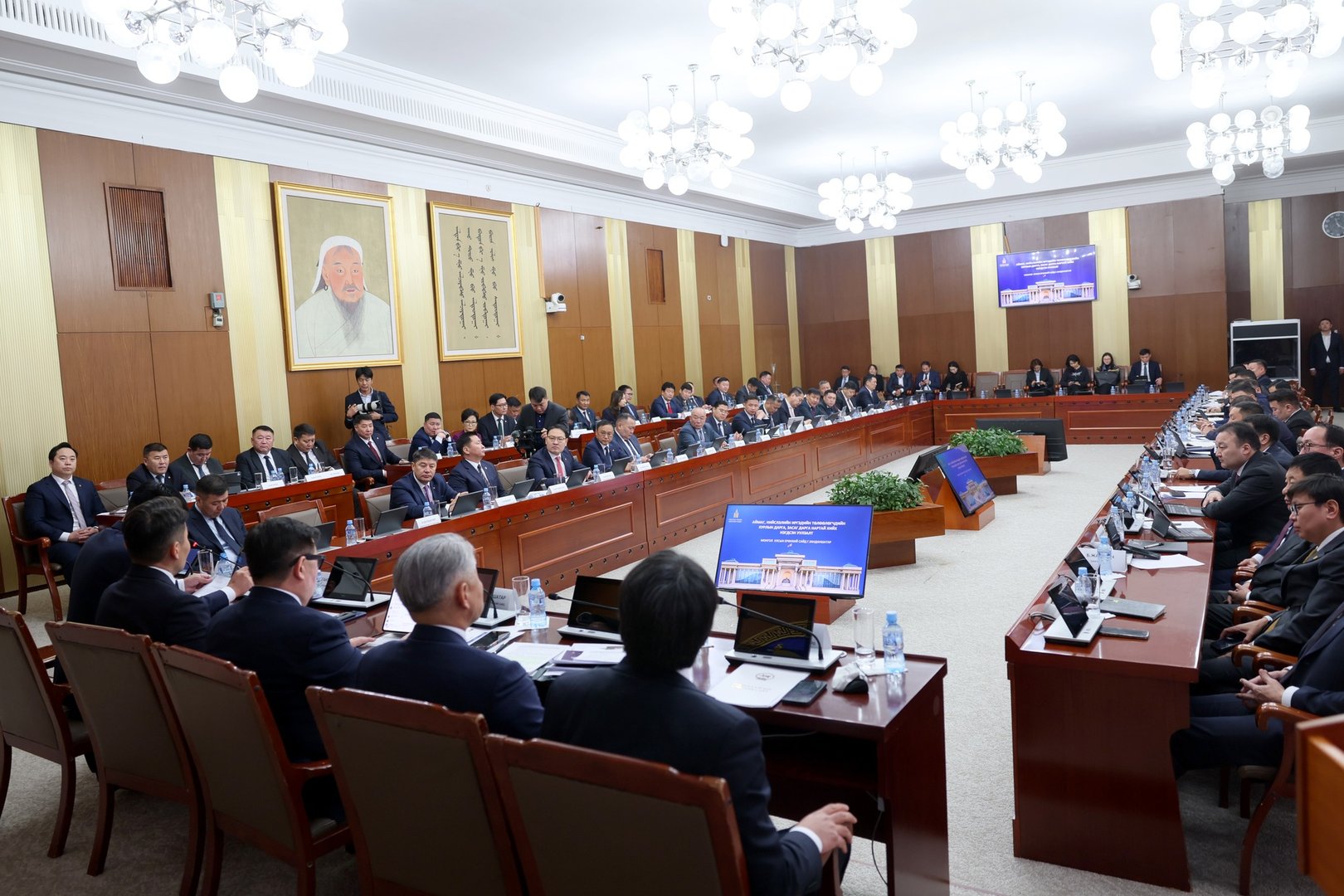 03b98fd519e24bfabcade527ad8d720a