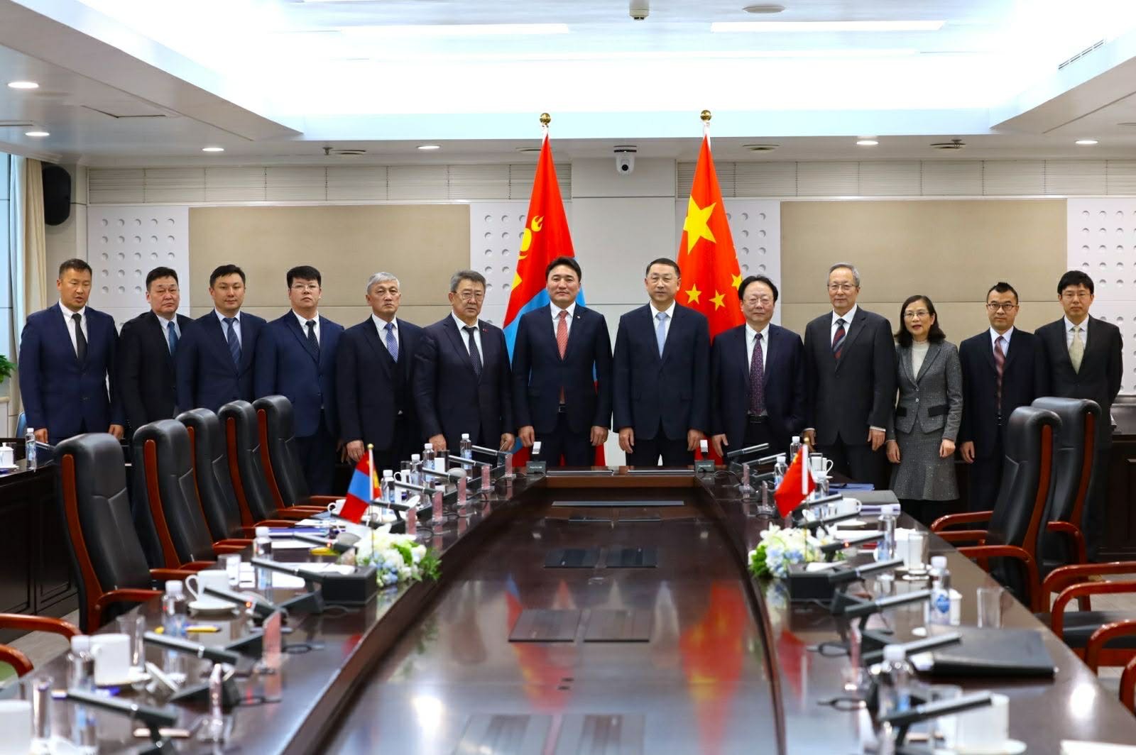 9924b665fa0c4c978c03fedd9f37f191