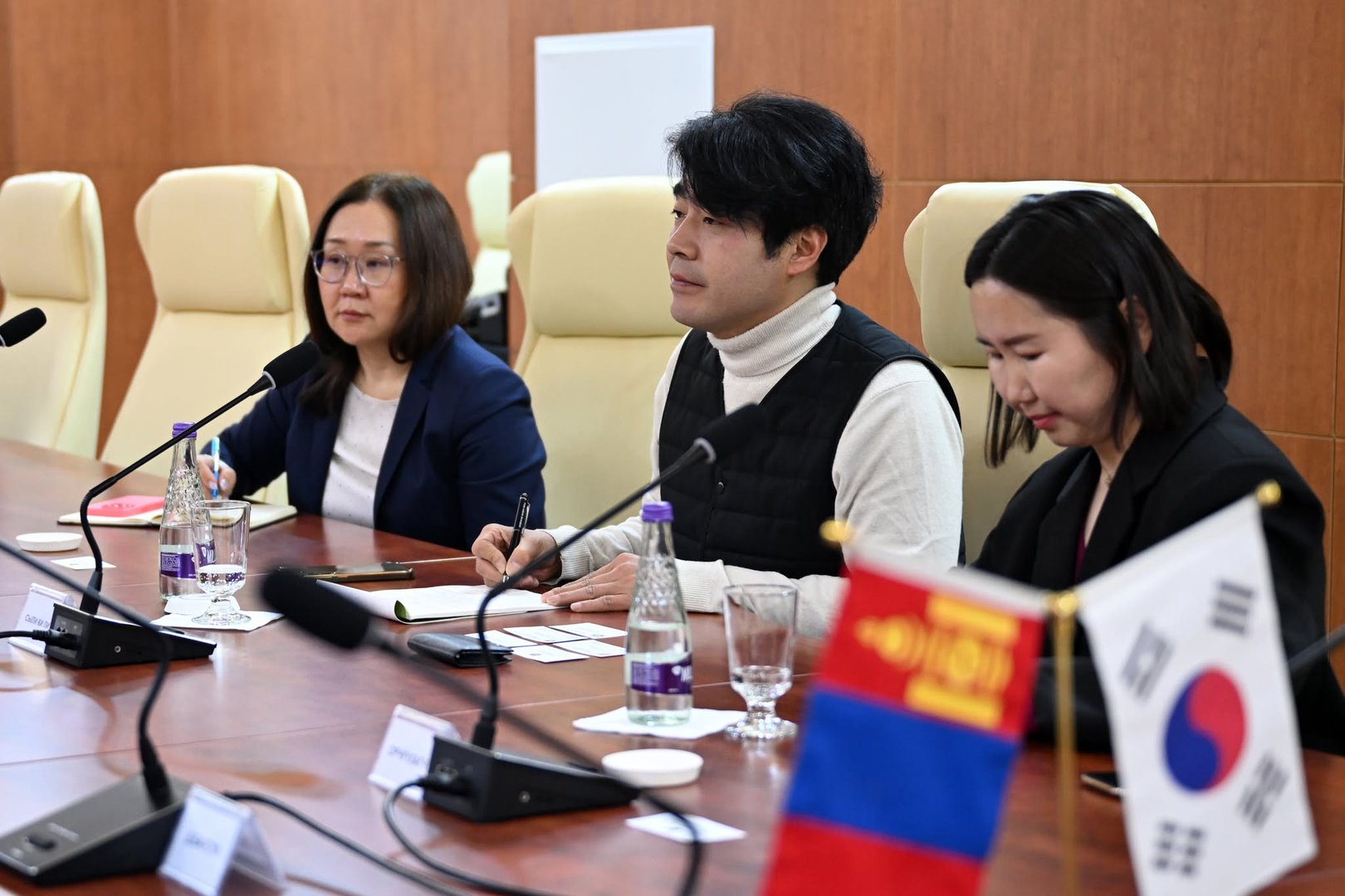 b05701ce04694fd587a54a18d51370d8