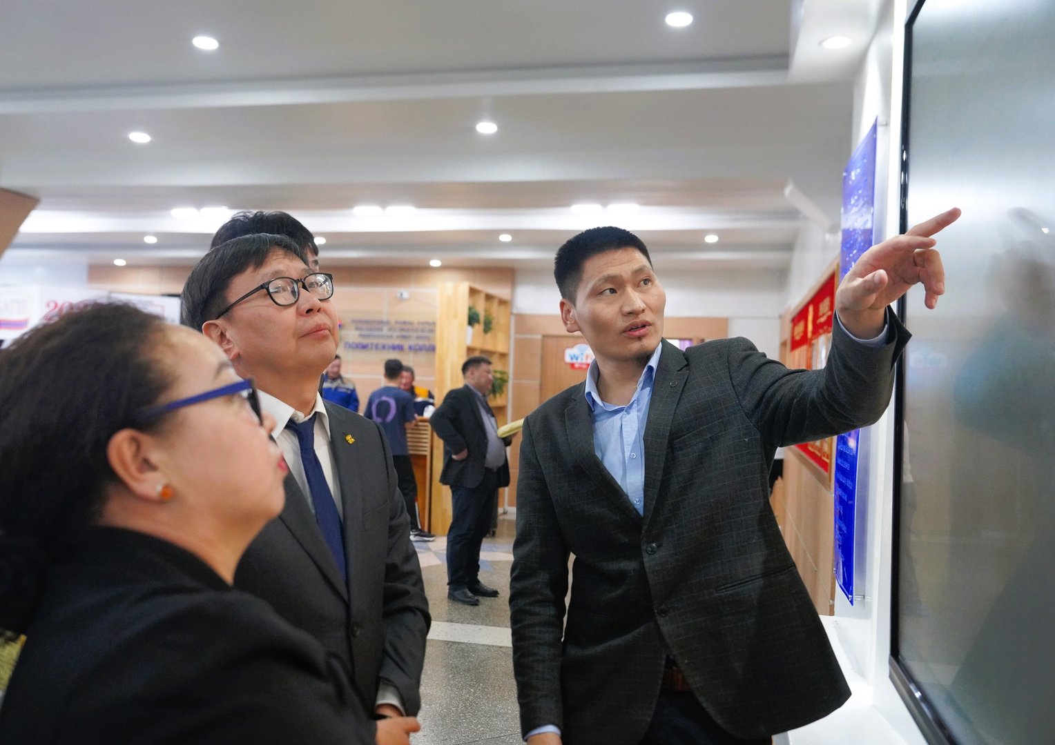 401c0ce5e8c8462d9af0d61e07096c51