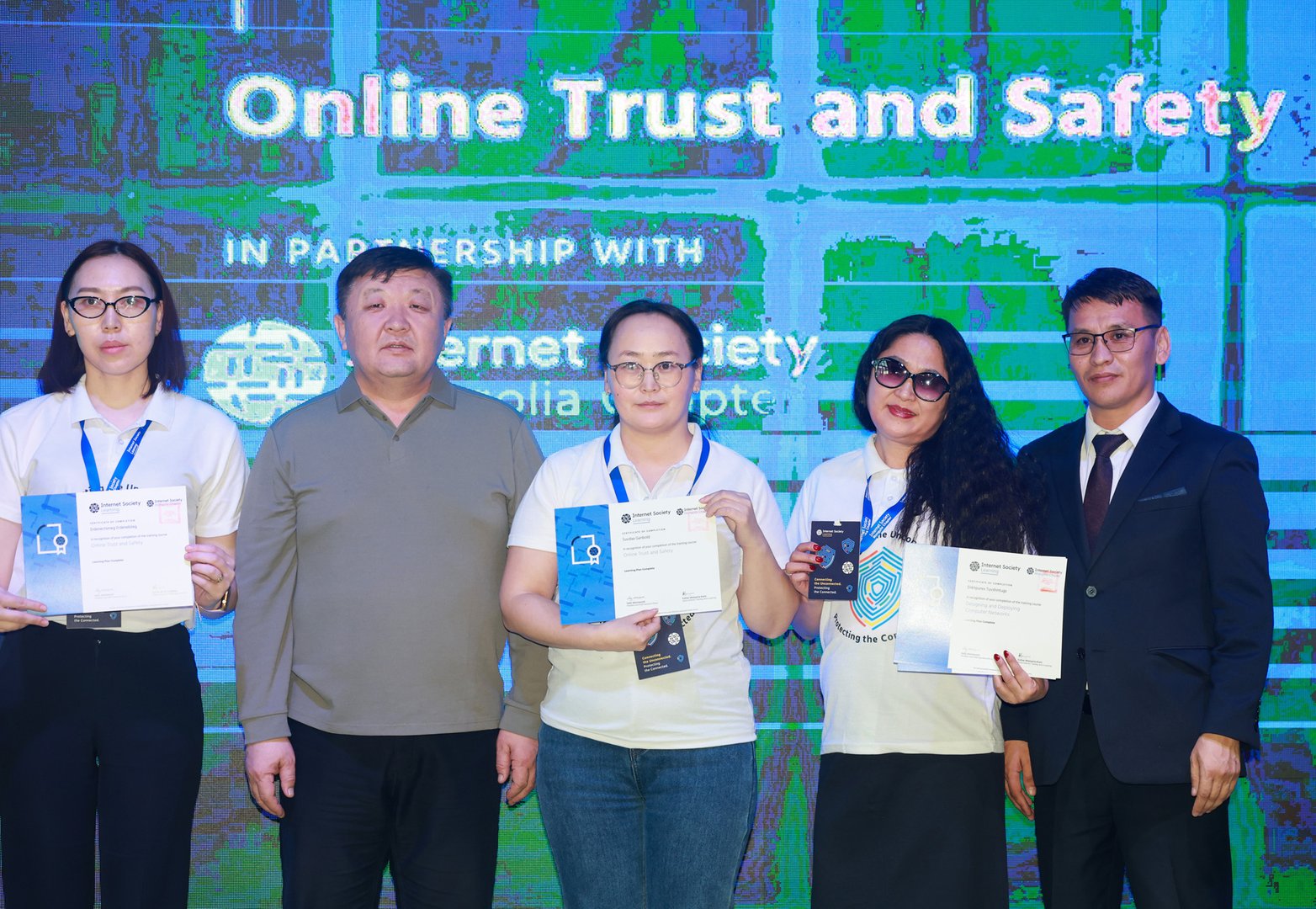 13b1625a1ac1483ab2555a57d2ef995e