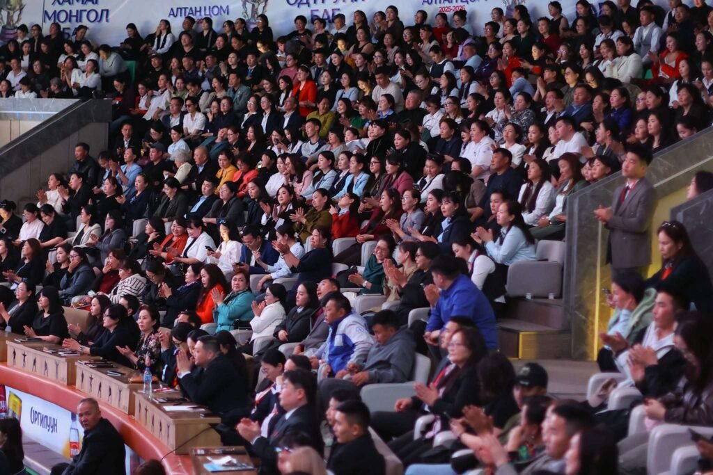 15b5681a26754aeeb565d2c54c572ea3