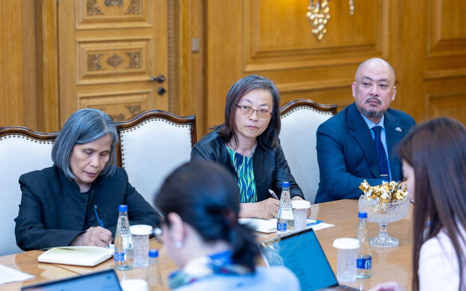 39bb5ca820394cd5afb5bcd038998155