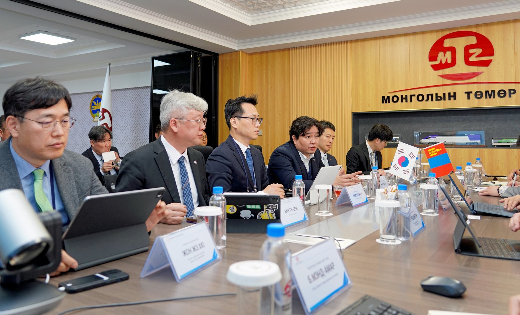 4afd129f41cb4d0681425af19c466c4e