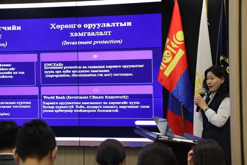 6ab32890d35743f9a389d6ad2a0c770b