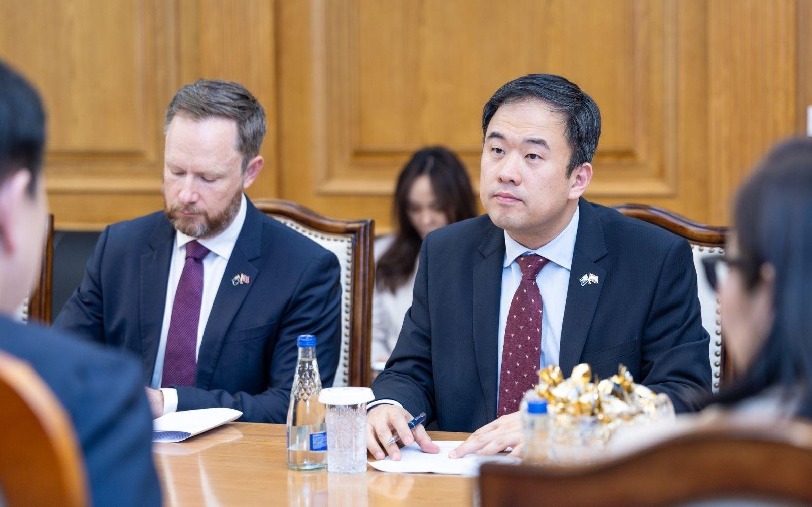 778b710c72934e0e89f06e0676045fd2