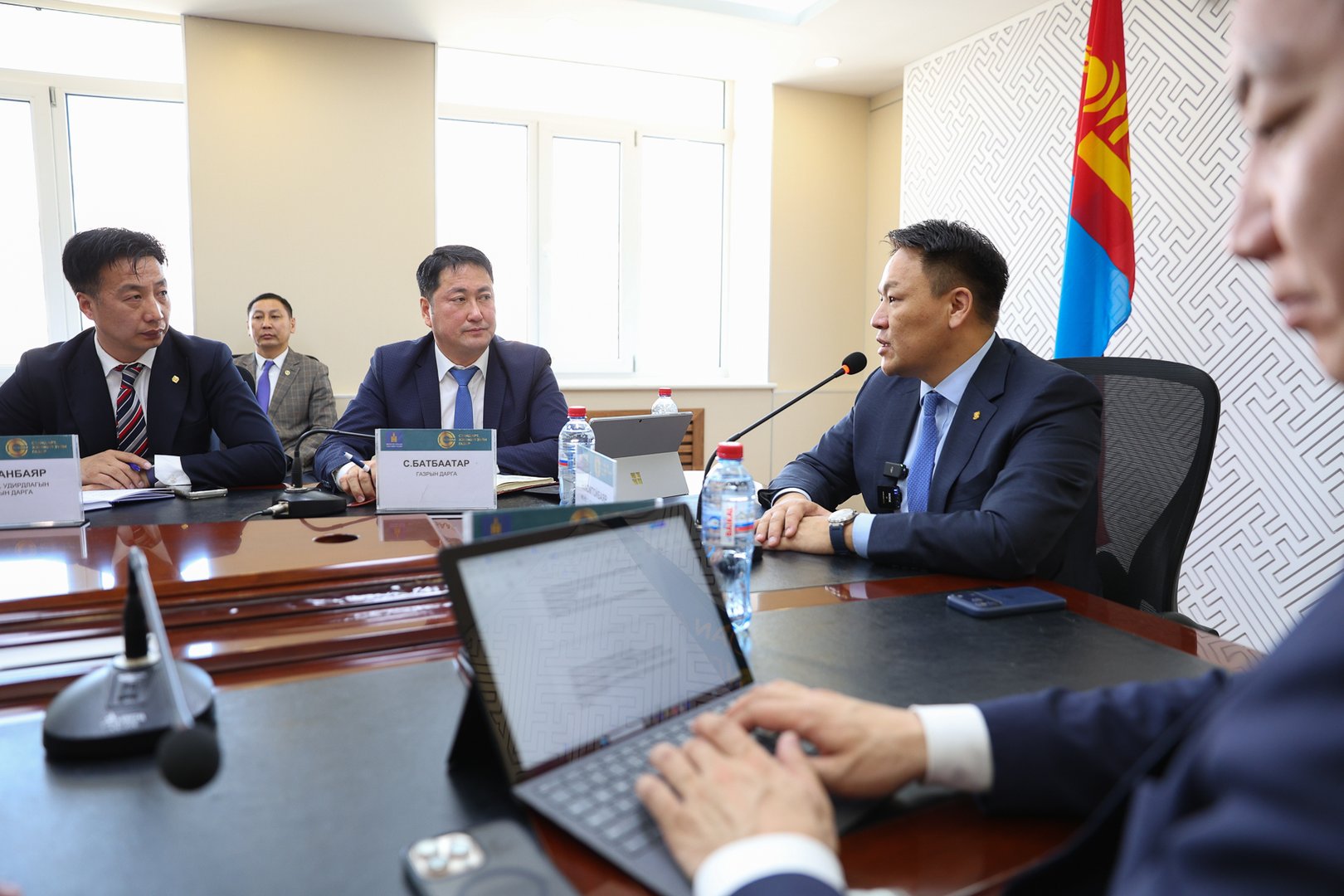 7de090153870448885d2baa2ac76a021