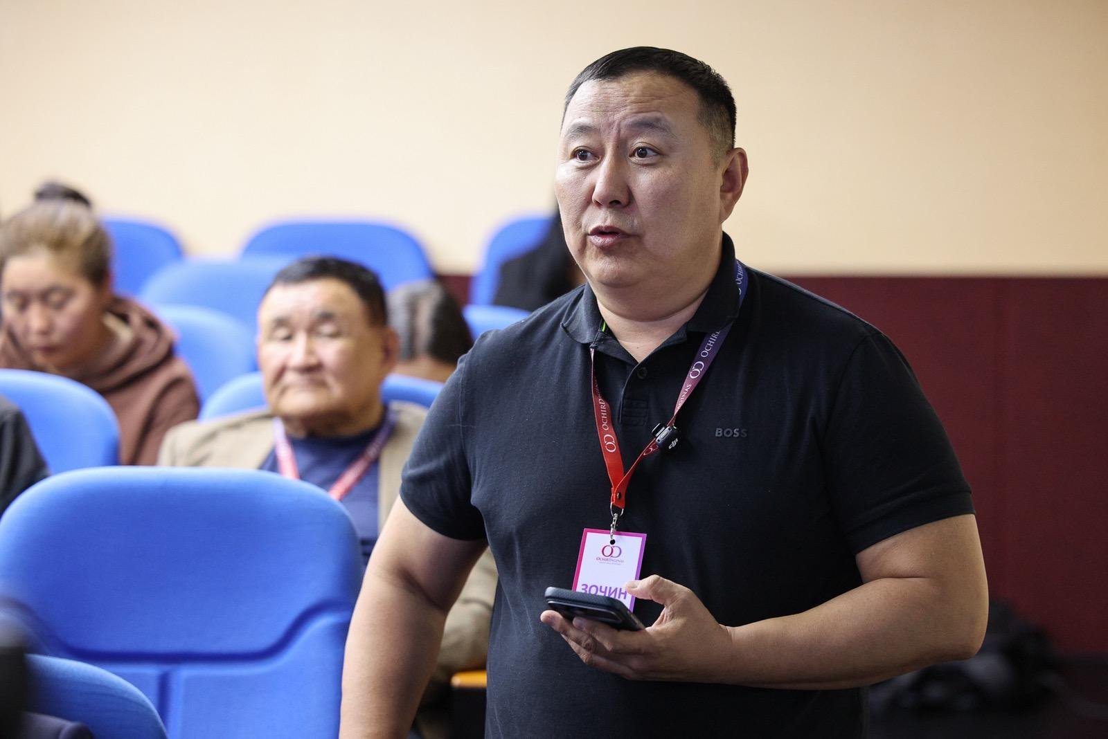 907f9a8803ce46d198c99f581275d30b