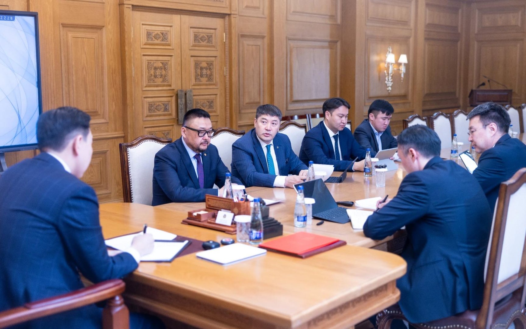 b383a92194c44e2d86da26cefce667ce