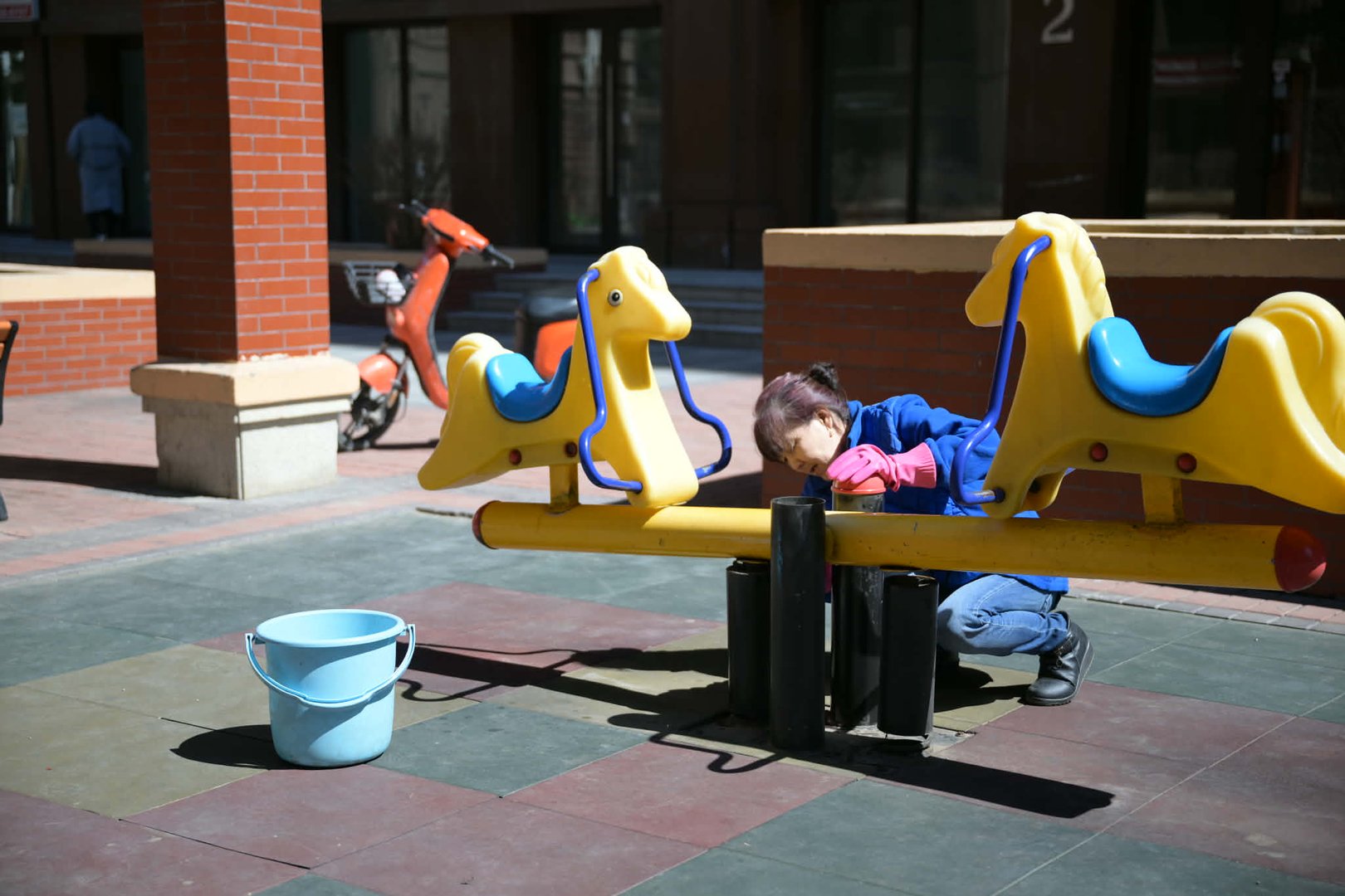 e13305012ba44a28865dea11aa65159d